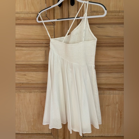 URBAN OUTFITTERS DHALIA ASYMMETRICAL SMOCKED MINI DRESS NWT - Picture 5 of 8